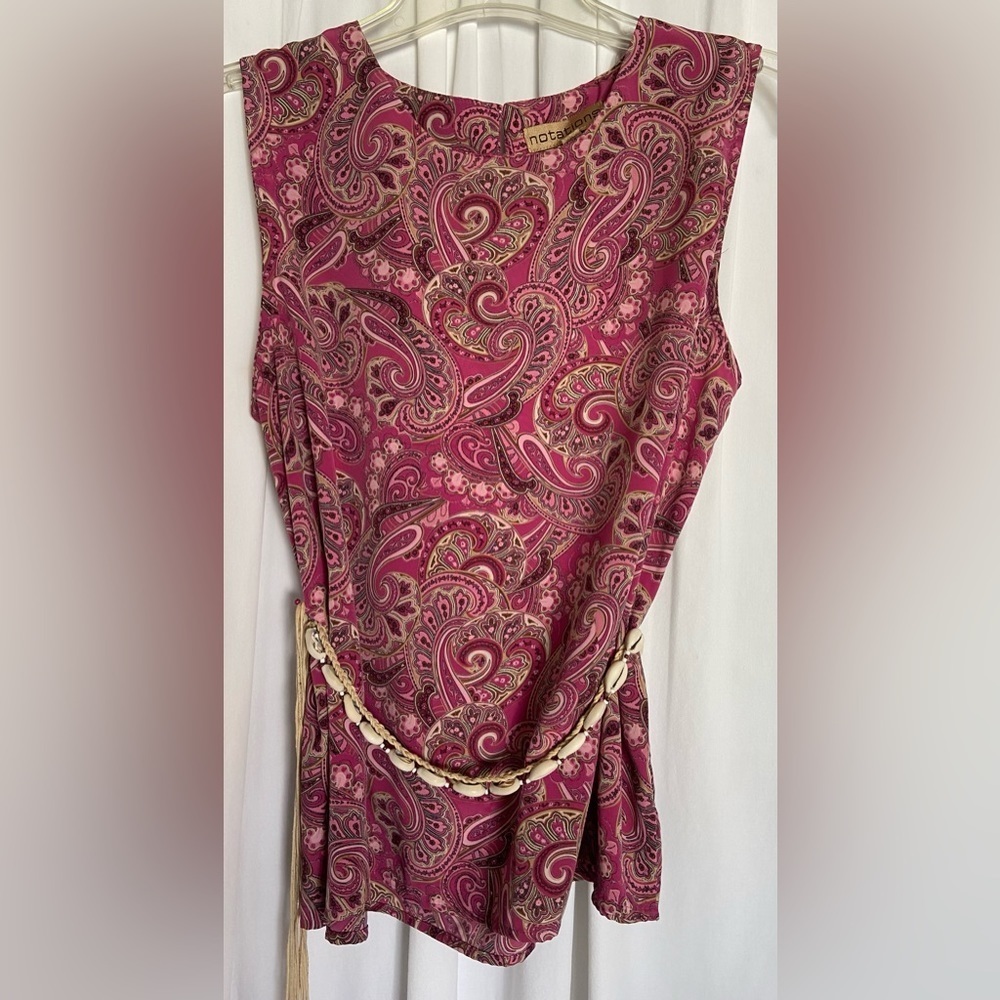 NOTIONS Sz-L Silky/Soft Paisley Tank-top, 1 Back 🗝️Hole Button- Good Used Shape